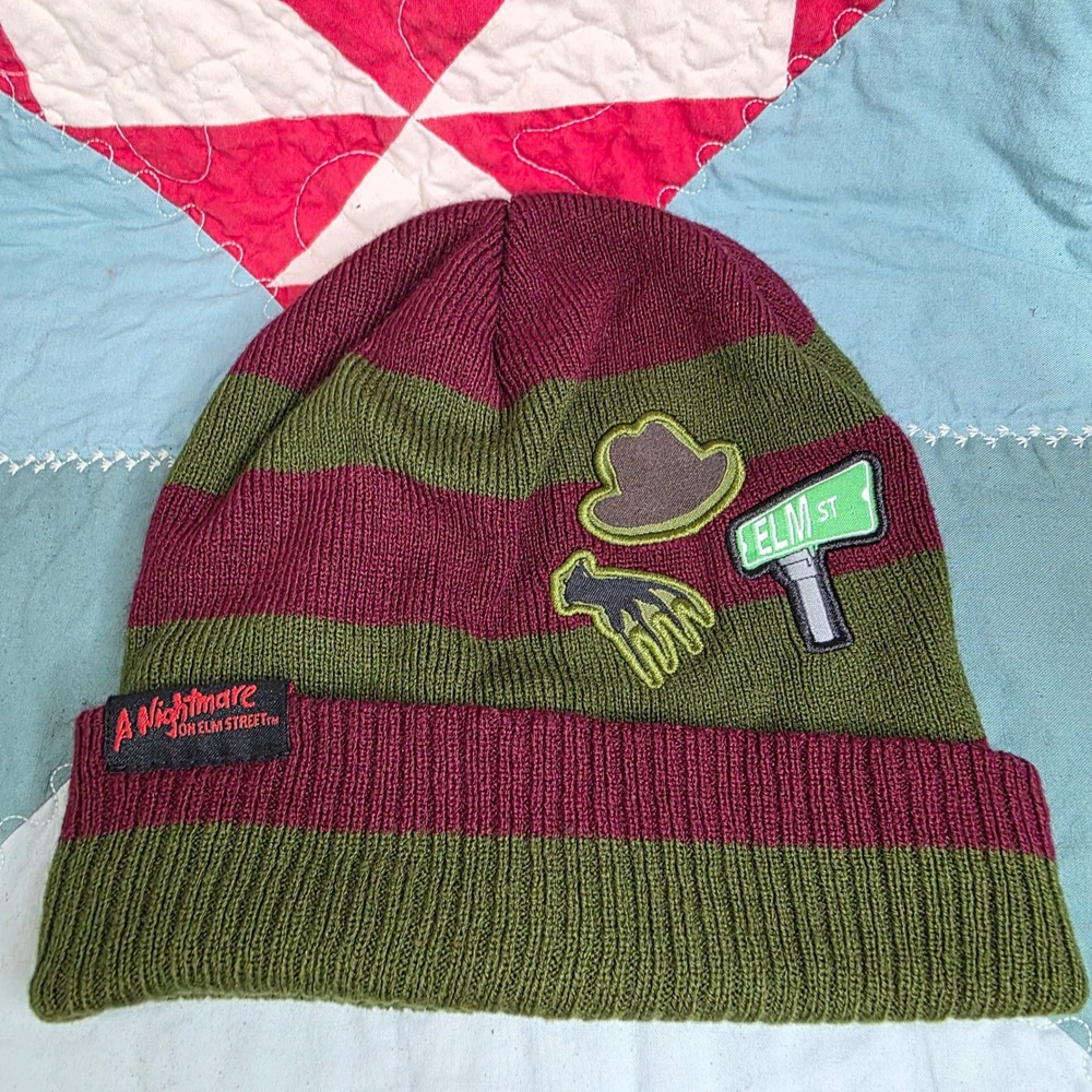 A Nightmare On Elm Street Freddy Krueger Striped Beanie Hat Red Green Adult